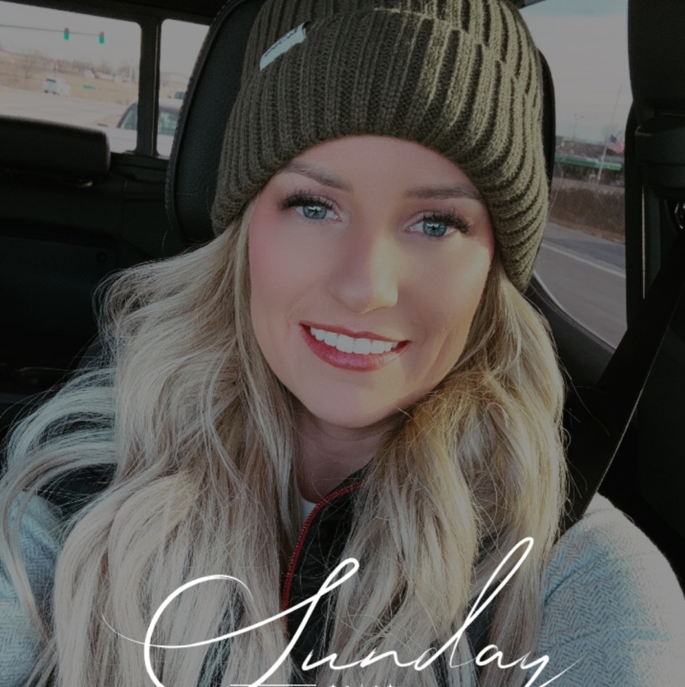 Meet your Posher, Brooke